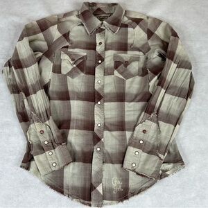 Cruel Girl Shirt Women's Size L Green Plaid Pearl Front Snap Distressed Rodeo